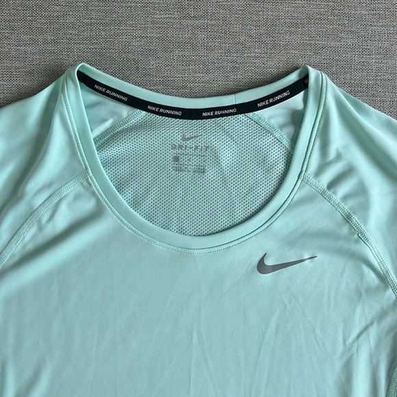 NIKE | large - Picture 2 of 4